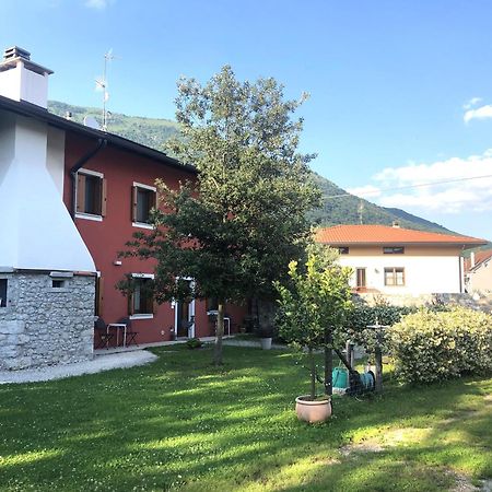 Affittacamere Al castello Travesio Esterno foto