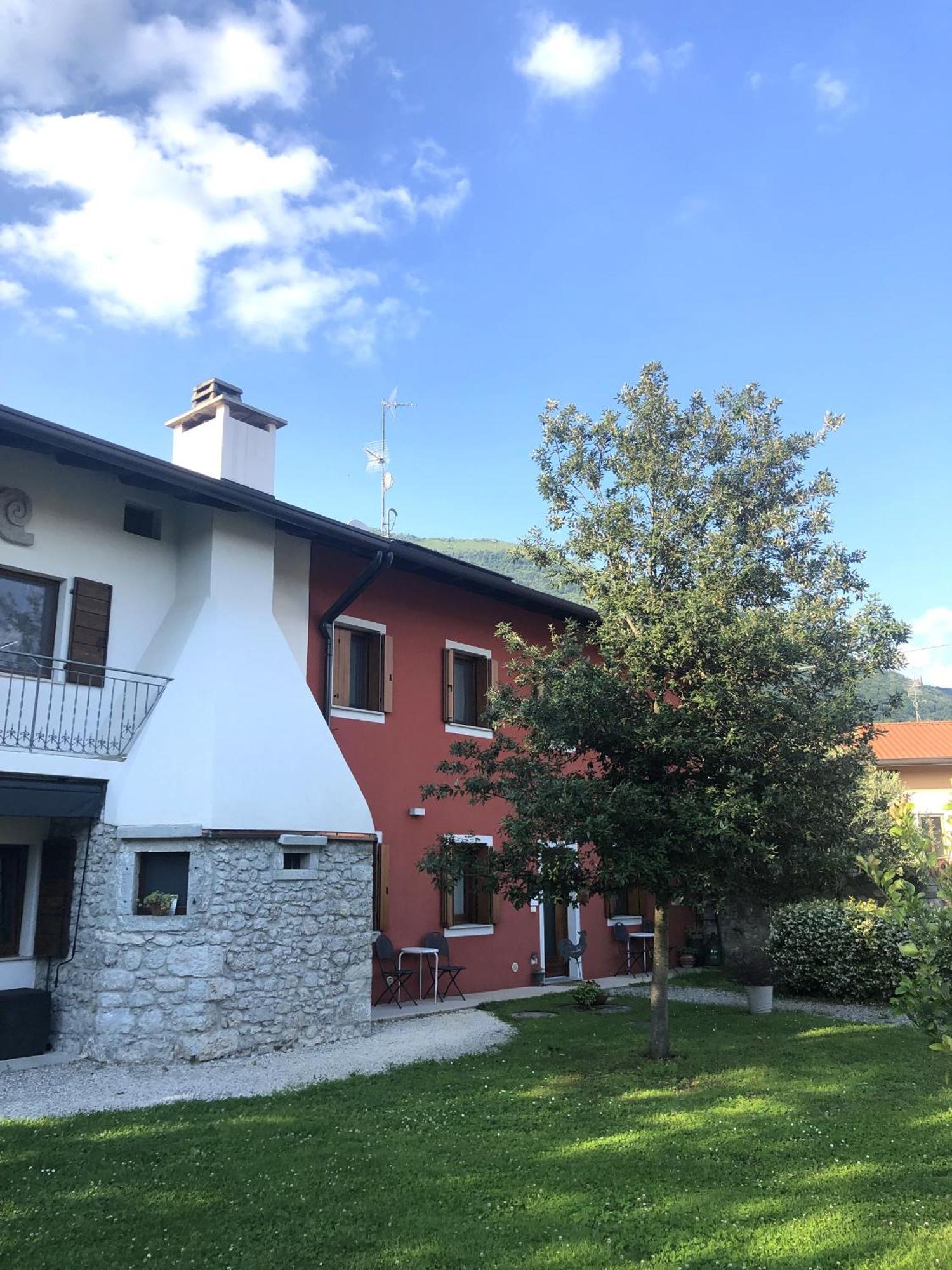 Affittacamere Al castello Travesio Esterno foto